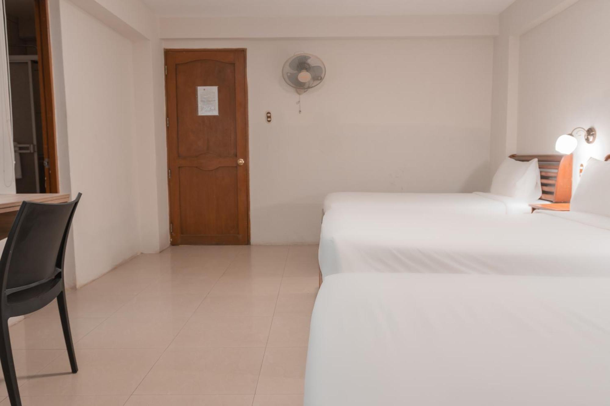 Hotel Alexander Trujillo Kamer foto